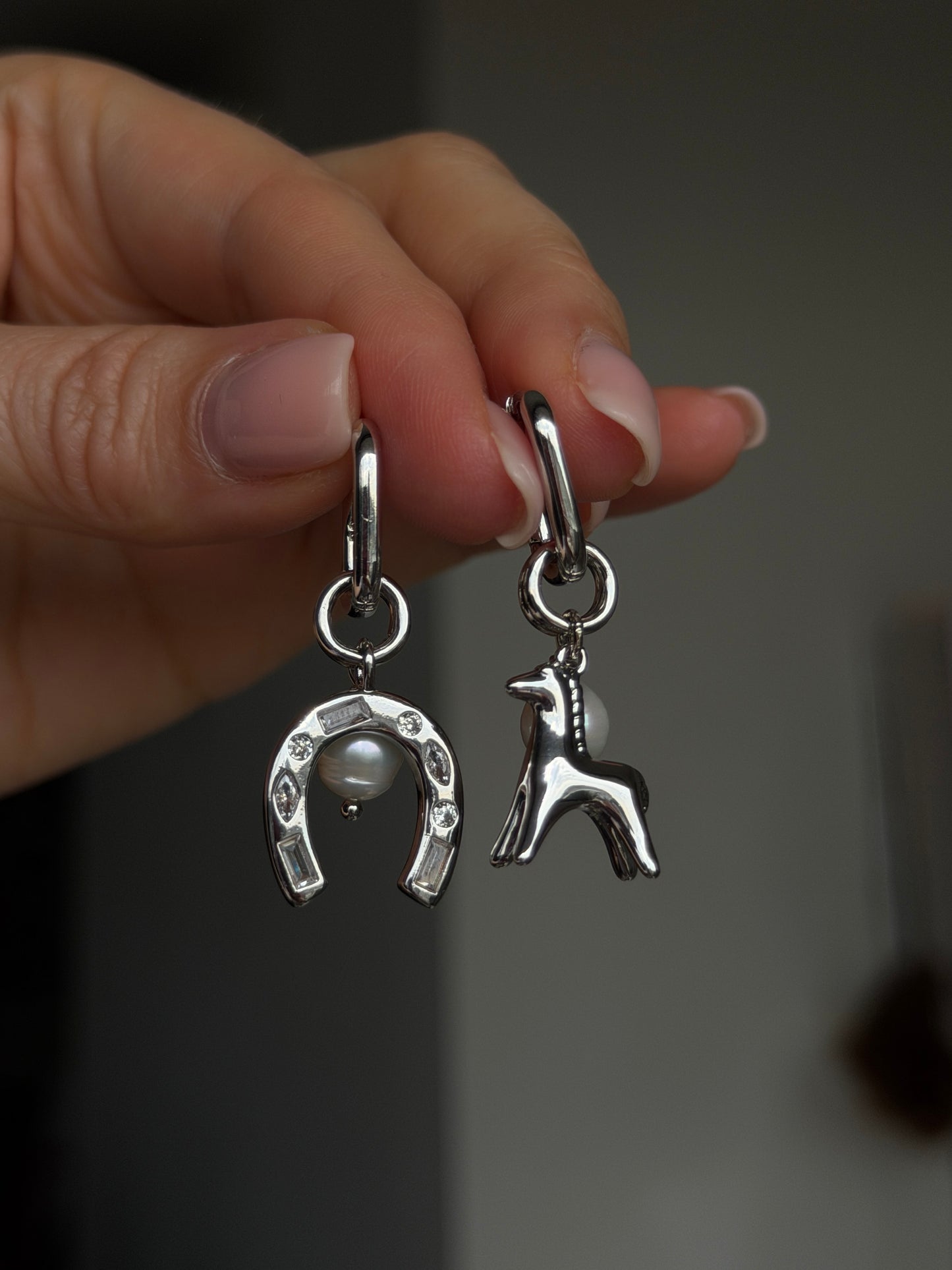 LUCKY HORSE earrings