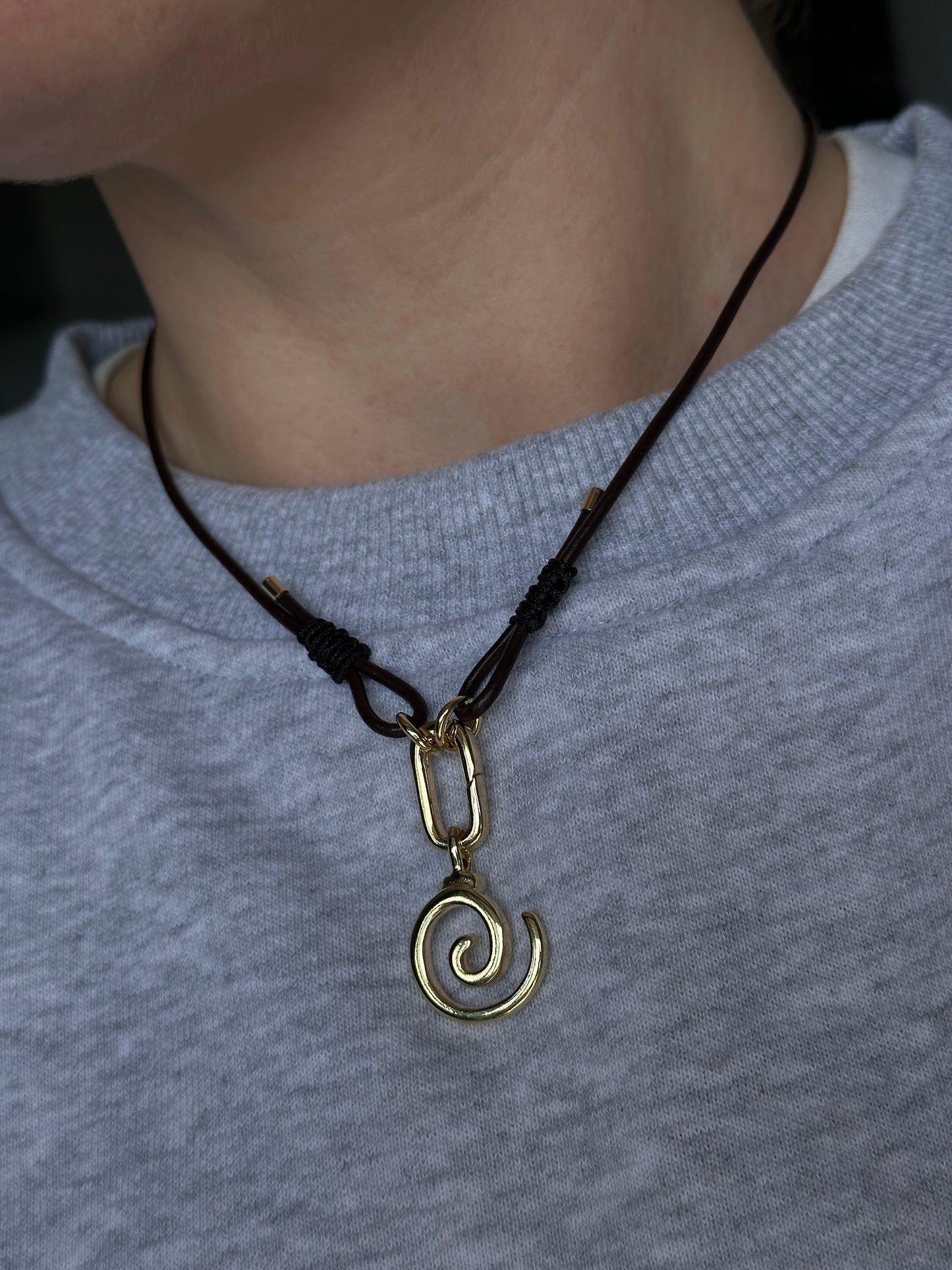 WHIRLPOOL necklace