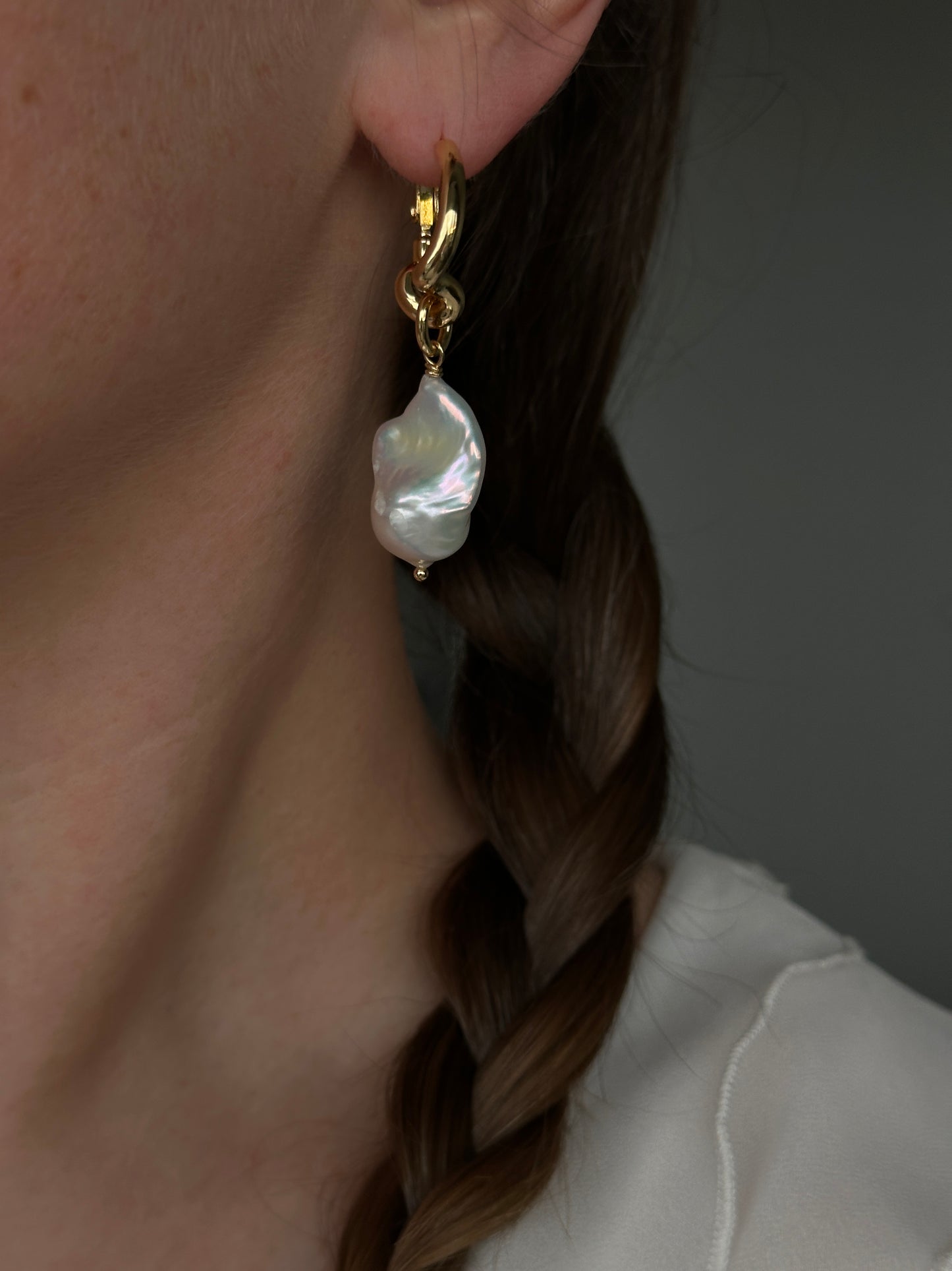 PEARLINA earrings