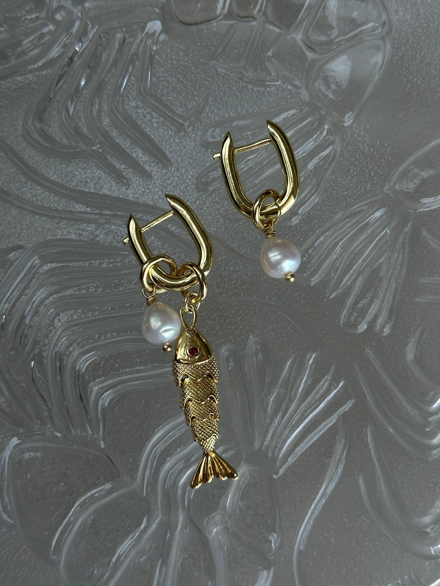 GUPPY earrings