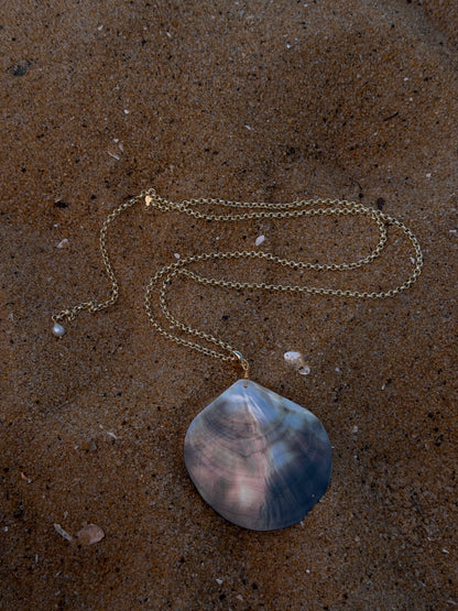 SIREN SHELL necklace